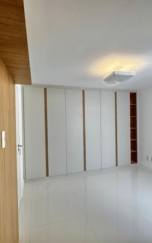Apartamento à venda com 328m², 3 quartos e 4 vagas Apartamento à venda com 328m², 3 quartos e 4 vagasSuíte 3