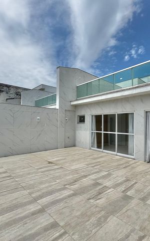 Apartamento à venda com 328m², 3 quartos e 4 vagas Apartamento à venda com 328m², 3 quartos e 4 vagasSuíte 2 Varanda