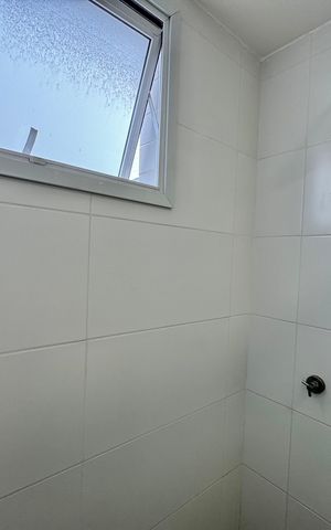 Apartamento à venda com 328m², 3 quartos e 4 vagas Apartamento à venda com 328m², 3 quartos e 4 vagasSuíte 3 - Banheiro