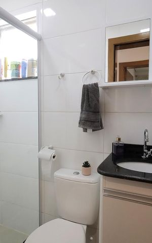 Apartamento à venda com 80m², 2 quartos e 2 vagas Apartamento à venda com 80m², 2 quartos e 2 vagasBanheiro