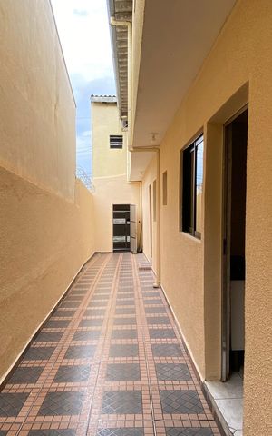 Casa à venda com 250m², 4 quartos e 2 vagas Casa à venda com 250m², 4 quartos e 2 vagasQuintal