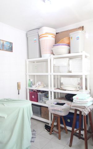 Casa à venda com 550m², 6 quartos e 6 vagasQuarto de serviço