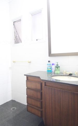Casa à venda com 550m², 6 quartos e 6 vagasLavabo