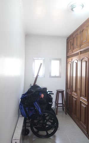Casa à venda com 550m², 6 quartos e 6 vagasSuíte 2 / closet