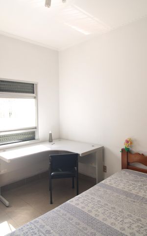 Casa à venda com 550m², 6 quartos e 6 vagasQuarto 1