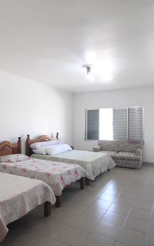 Casa à venda com 550m², 6 quartos e 6 vagasSuíte 1