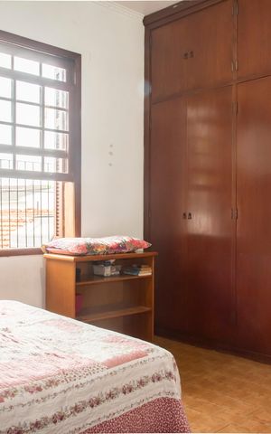 Casa à venda com 200m², 3 quartos e 3 vagasSuíte 1