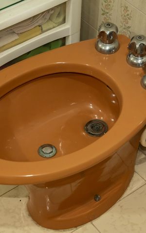Casa à venda com 200m², 3 quartos e 3 vagasBanheiro da Suíte 1