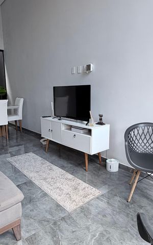 Casa à venda com 118m², 3 quartos e 2 vagas Casa à venda com 118m², 3 quartos e 2 vagasSala