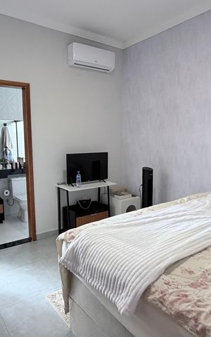 Casa à venda com 118m², 3 quartos e 2 vagas Casa à venda com 118m², 3 quartos e 2 vagasSuíte