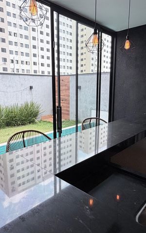 Casa à venda com 118m², 3 quartos e 2 vagas Casa à venda com 118m², 3 quartos e 2 vagasChurrasqueira