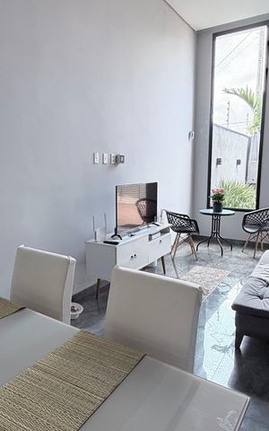 Casa à venda com 118m², 3 quartos e 2 vagas Casa à venda com 118m², 3 quartos e 2 vagasSala