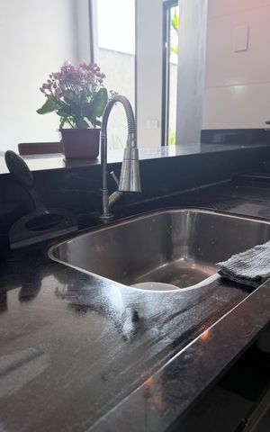 Casa à venda com 118m², 3 quartos e 2 vagas Casa à venda com 118m², 3 quartos e 2 vagasCozinha