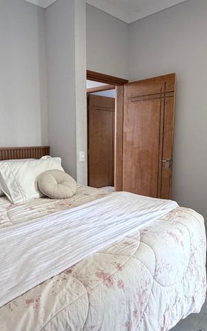 Casa à venda com 118m², 3 quartos e 2 vagas Casa à venda com 118m², 3 quartos e 2 vagasSuíte