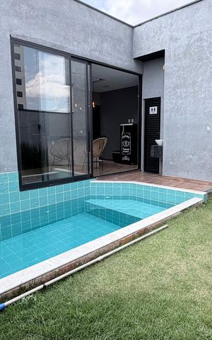 Casa à venda com 118m², 3 quartos e 2 vagas Casa à venda com 118m², 3 quartos e 2 vagasPiscina