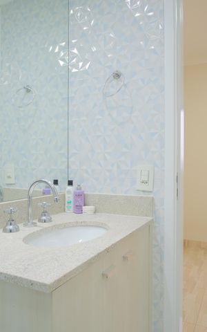 Apartamento à venda com 110m², 3 quartos e 2 vagasBanheiro da Suíte 2