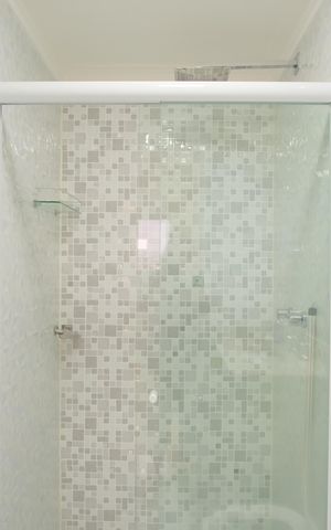 Apartamento à venda com 110m², 3 quartos e 2 vagasBanheiro da Suíte 2