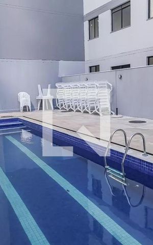 Apartamento à venda com 37m², 2 quartos e sem vaga Apartamento à venda com 37m², 2 quartos e sem vagaÁrea comum - Piscina