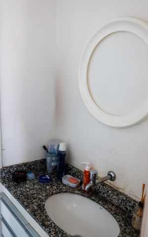 Apartamento à venda com 73m², 3 quartos e 1 vaga Apartamento à venda com 73m², 3 quartos e 1 vagaBanheiro da Suíte 2