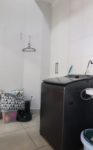Apartamento à venda com 100m², 2 quartos e 2 vagasÁrea de Serviço