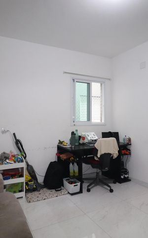 Apartamento à venda com 100m², 2 quartos e 2 vagasSala