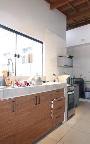 Apartamento à venda com 100m², 2 quartos e 2 vagasCozinha