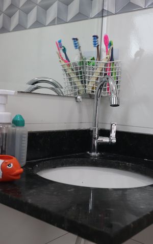 Apartamento à venda com 100m², 2 quartos e 2 vagasBanheiro da Suíte