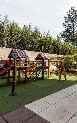 Apartamento à venda com 98m², 3 quartos e 2 vagasÁrea comum - Playground