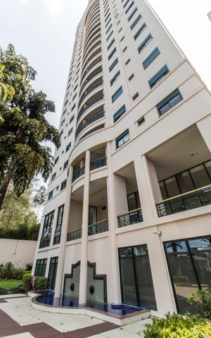 Apartamento à venda com 98m², 3 quartos e 2 vagasFachada
