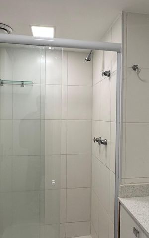Apartamento à venda com 93m², 3 quartos e 1 vaga Apartamento à venda com 93m², 3 quartos e 1 vagaBanheiro da Suíte