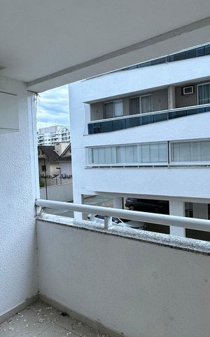 Apartamento à venda com 93m², 3 quartos e 1 vaga Apartamento à venda com 93m², 3 quartos e 1 vagaVaranda