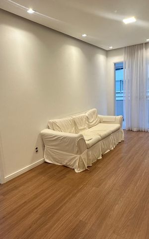 Apartamento à venda com 93m², 3 quartos e 1 vaga Apartamento à venda com 93m², 3 quartos e 1 vagaSala