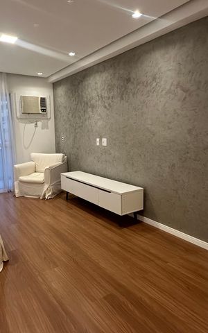 Apartamento à venda com 93m², 3 quartos e 1 vaga Apartamento à venda com 93m², 3 quartos e 1 vagaSala