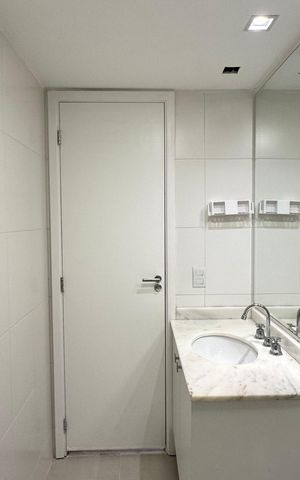 Apartamento à venda com 93m², 3 quartos e 1 vaga Apartamento à venda com 93m², 3 quartos e 1 vagaBanheiro das Semi Suítes