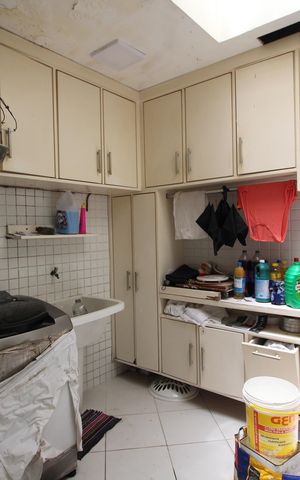 Casa à venda com 368m², 5 quartos e 3 vagasÁrea de Serviço