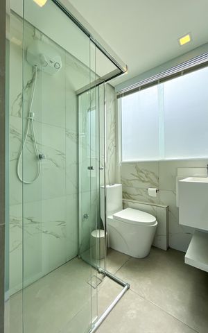 Apartamento à venda com 129m², 2 quartos e 2 vagas Apartamento à venda com 129m², 2 quartos e 2 vagasBanheiro da Cobertura