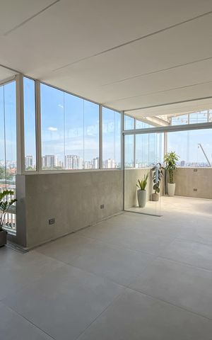 Apartamento à venda com 129m², 2 quartos e 2 vagas Apartamento à venda com 129m², 2 quartos e 2 vagasCobertura