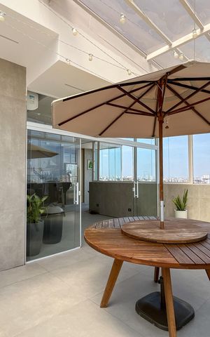 Apartamento à venda com 129m², 2 quartos e 2 vagas Apartamento à venda com 129m², 2 quartos e 2 vagasCobertura