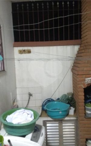 Casa à venda com 193m², 2 quartos e 2 vagas