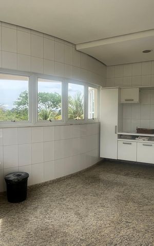Casa de condomínio à venda com 980m², 5 quartos e 6 vagasLavanderia