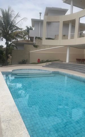 Casa de condomínio à venda com 980m², 5 quartos e 6 vagasÁrea Externa