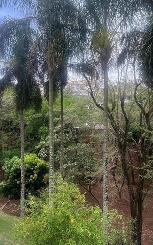 Casa de condomínio à venda com 980m², 5 quartos e 6 vagasÁrea Externa
