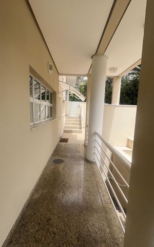 Casa de condomínio à venda com 980m², 5 quartos e 6 vagasÁrea Externa