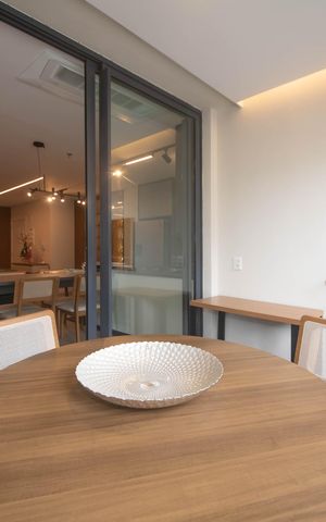 Apartamento à venda com 105m², 3 quartos e 2 vagasVaranda