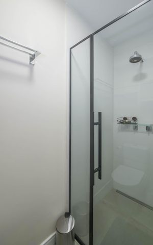 Apartamento à venda com 105m², 3 quartos e 2 vagasBanheiro da Suíte 1