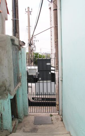 Casa à venda com 310m², 3 quartos e sem vagaCorredor Portão Social