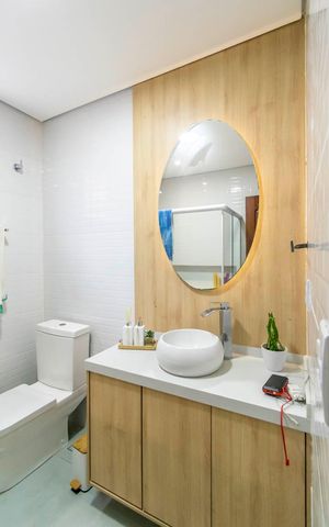 Casa à venda com 400m², 5 quartos e 2 vagas Casa à venda com 400m², 5 quartos e 2 vagasBanheiro Social