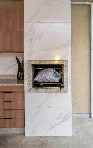 Casa à venda com 400m², 5 quartos e 2 vagas Casa à venda com 400m², 5 quartos e 2 vagasVaranda gourmet - Churrasqueira