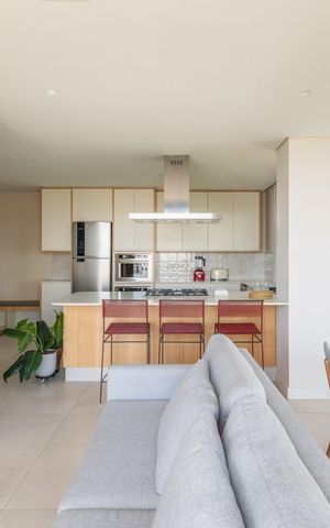 Apartamento à venda com 127m², 2 quartos e 2 vagas Apartamento à venda com 127m², 2 quartos e 2 vagasSala