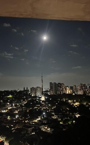 Apartamento à venda com 127m², 2 quartos e 2 vagas Apartamento à venda com 127m², 2 quartos e 2 vagasVista